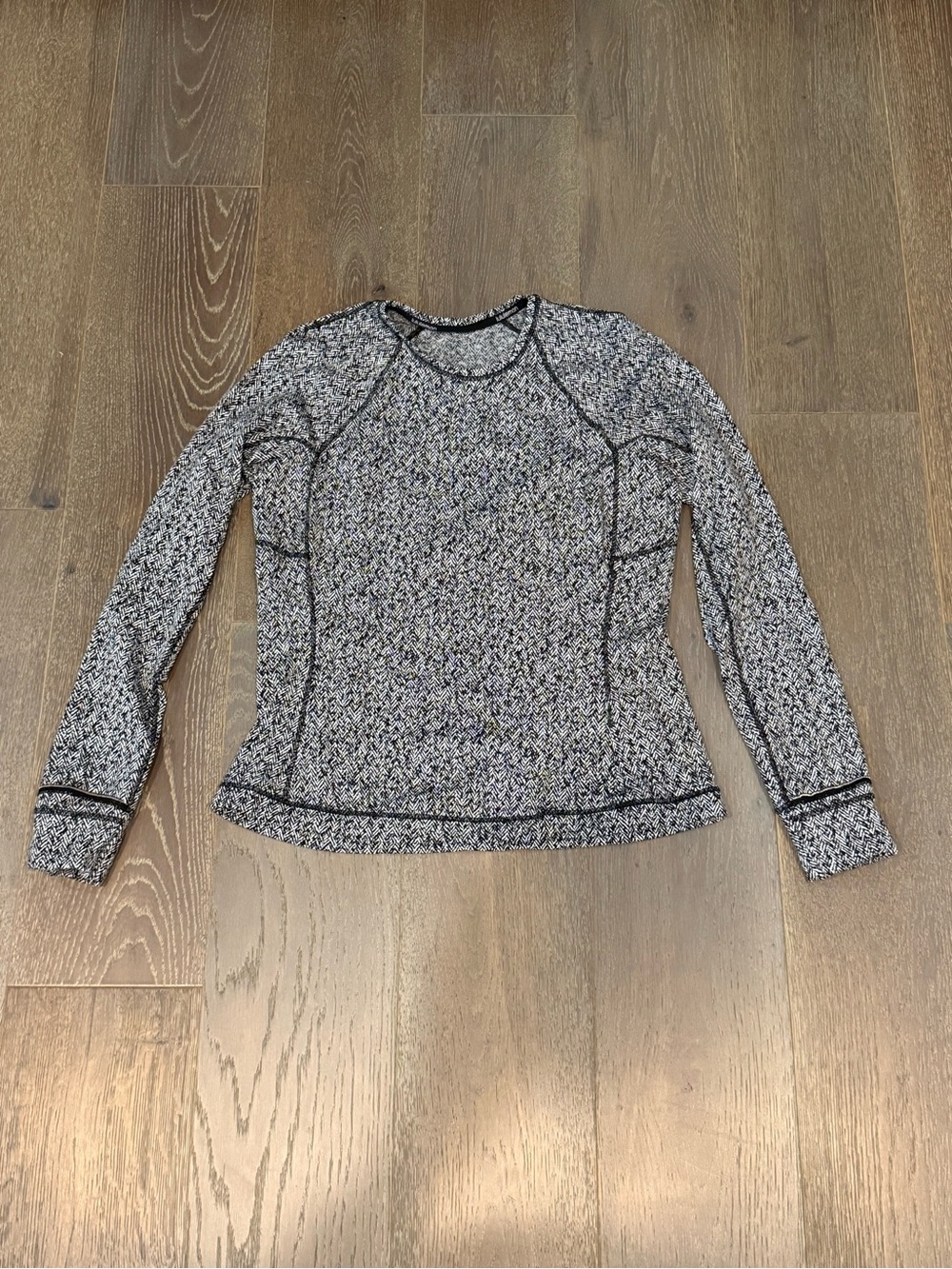 lululemon athletica Black & White Marled Long-Sleeve Tee